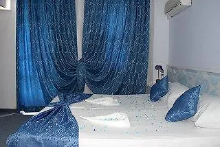 Hotel Eyfel 3*